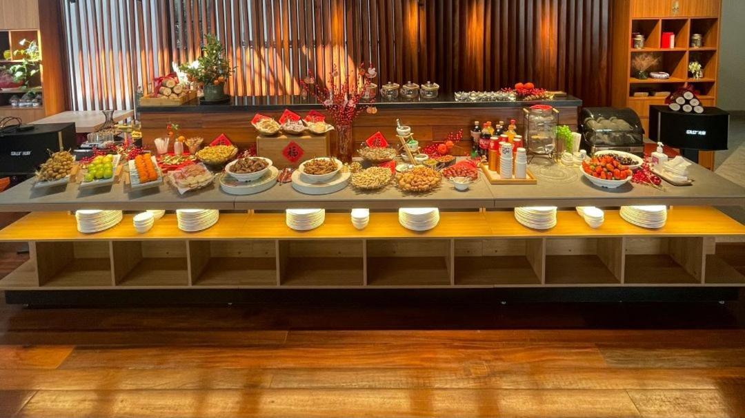 Ramada Encore By Wyndham Pudong Airport Hotel 4*