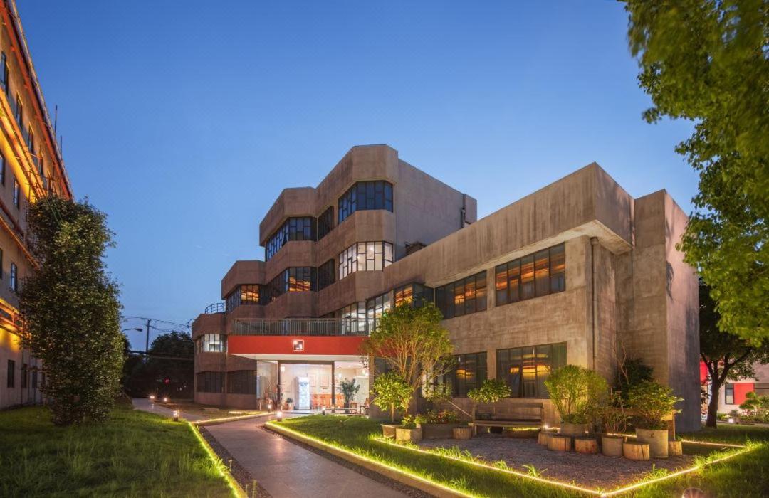 Ramada Encore By Wyndham Pudong Airport
