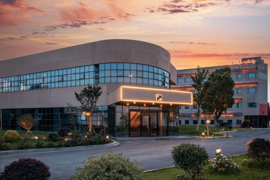 Hotel Ramada Encore By Wyndham Pudong Airport