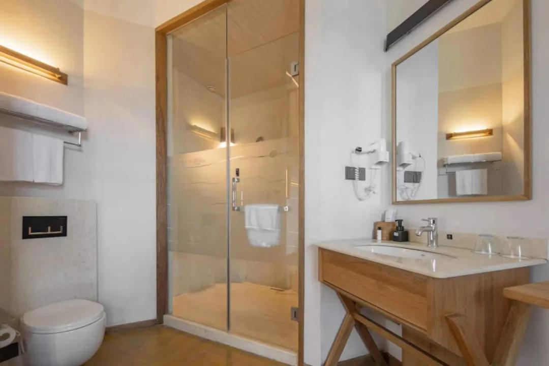 Ramada Encore By Wyndham Pudong Airport Shanghai